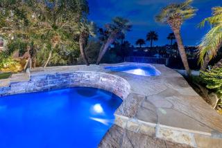 Camelback Mountain Mansion - Micro-resort, Views, Golf, Heated Pool, Game Room - Phoenix - 7