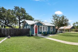 Texas Two Step in Bandera - Bandera - 0