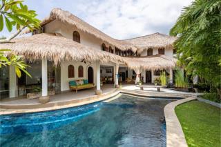 Rose 2BR Private Pool Villa AN03 - Kerobokan - 9