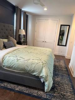 NEW and luxurious home by downtown Nashville with rooftop deck! - Nashville - 1