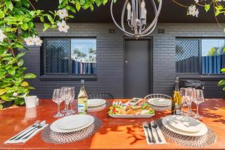 549 Apartments - Hervey Bay - 4