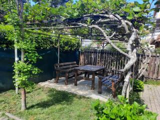 Luccia Apartments-Guesthouse Laguna - 8