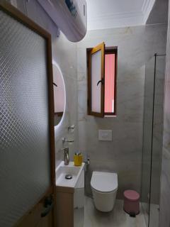 Myslym Shyri cozy lovely Central Orange Apt - Tirana - 5
