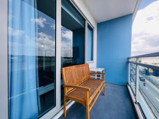 Azure Sakura Suite - Manila - 7