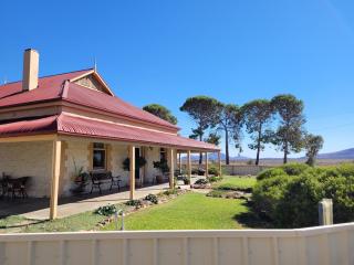 Sunset Ridge Accommodation -Rockville Homestead - Hawker - 9