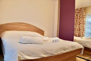 CORESI MALL Large 2 camere, sleeps 6 - Braşov - 7
