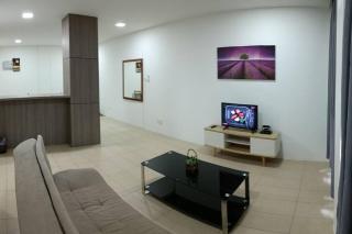 Roxy Apartment 3rd Mile Kch Lovely 2 BR Cozy Stay - Kuching - 3