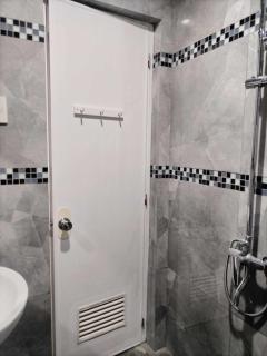 Quirino Hub Cozy place with Wi-Fi and Netflix - 4