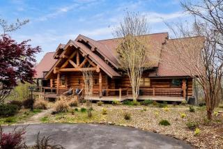 Bear Paw - 7 bed, 8ba, Sleeps 22, Location, 3 Clubhouse Pools, Hot tub - 1