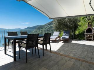 Mantegna - garden with Lake view and swimming pool - Parzanica - 5