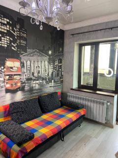 Уютная квартира на Абая - Almaty - 4