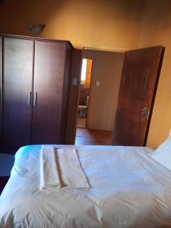 Liphofung Cave, Chalets - Butha-Buthe - 4