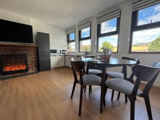 1BR Apartment - Walk to City (1 Queen Bed) - Hobart - 2