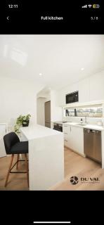 Brand new home - Auckland - 3