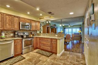Villa Madeira 404 - Premier - St Pete Beach - 3