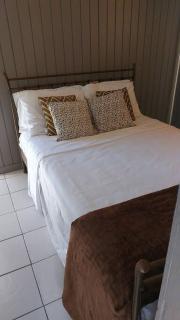 Quiet and cozy cunuco guesthouse in Savaneta - Savaneta - 5