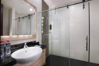 Hotel Neo Gubeng by ASTON - Surabaya - 3