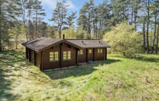 3 Bedroom Amazing Home In Højby - 1