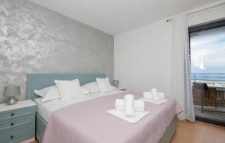 Lovely Apartment In Makarska With House Sea View - Makarska - 4