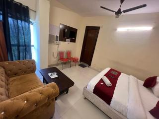 Hotel Kaushambi Grand - Ghaziabad - 6