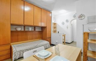 Cosy Apartment In Genova - 8