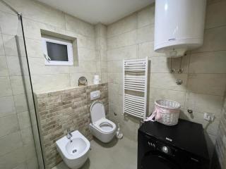 Casa Mia Apartments - Modern - Comfortable Stays 5 Min from Airport - Transport Possible - 3