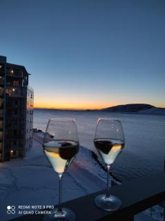 Panoramisk leilighet nær flyplass 2 - Bodø - 8