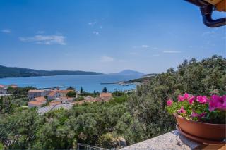 Apartmani Ivo - Martinšćica - 0