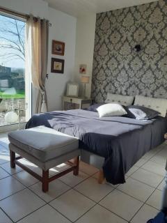 Maison chaleureuse au calme - Cast - 5