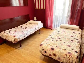 Hostal Abaaly - Madrid - 8