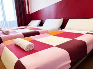 Hostal La Casa de La Plaza - Madrid - 9