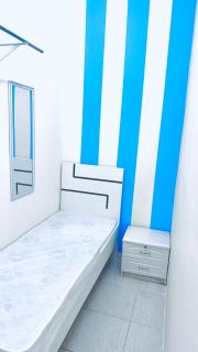 Private room in a well maintained residence - Dubái - 1