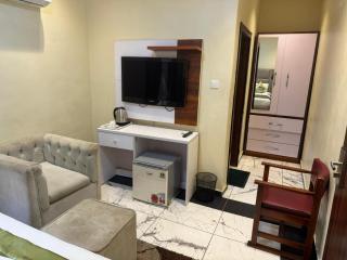 Sugarland Hotel and Suite - Ikeja - 2