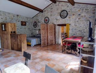 lou caladou gîte en pierre avec bain à remous - 5