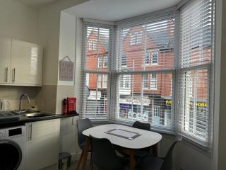 Studio Flat 2A central Colwyn Bay - Colwyn Bay - 6