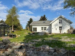 Koselig stort gårdshus, m/boblebad. Båt kan leies - Forland - 9