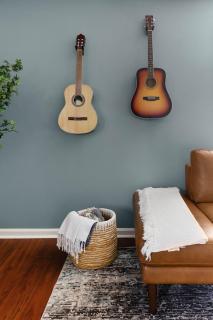 The Blue Bungalow - 4 beds And 7 Mins To Broadway! - 3