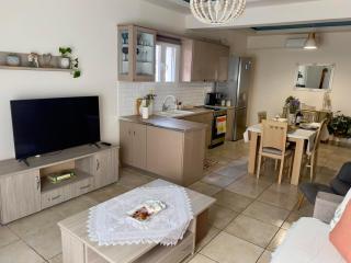 Efi's Home - 8