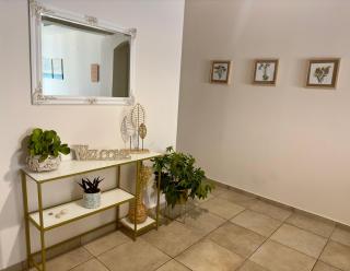 Efi's Home - 4