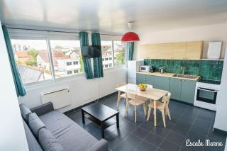 Escale-marne fr - 202 - Free Parking - Free Luggage Storage - Metro 8 Eiffel Tower - All equipped - Linen Included - Washing Machine - Panoramic View - From 1 to 18 guests - 8