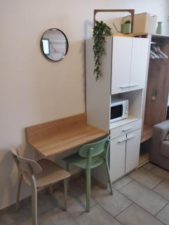 CHAMBRETTE boulevard des Pyrénées Hypercentre 10m carré WC sur le palier, porte40 - Pau - 7