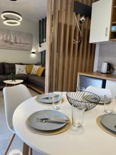 Sun & Stone House - 7