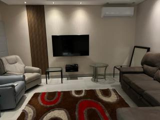 Okaileys Place - Gaborone - 9