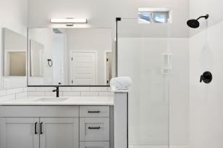 Fresh Modern Home in Buckeye with Pool,BBQ - Buckeye - 3