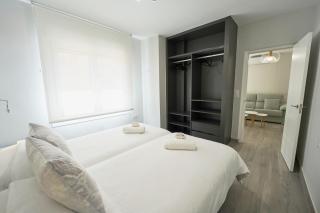 Paseo Marítimo - Apartamento a estrenar, a pie de playa, con 2 baños - 1