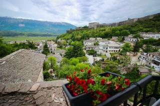 Emblematic House Apartment 2 - Gjirokastër - 7