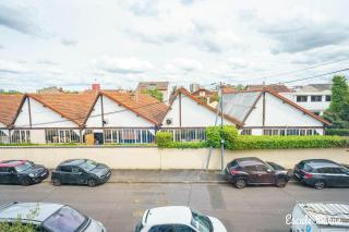 Escale-marne fr - 101 - Free Parking - Free Luggage Storage - All equipped - Linen Included - Washing Machine - Luxury Eve Sleep Mattress 160X200 - 10mn Walk Métro 8 - RER A - Panoramic View - From 1 to 4 guests - Maisons-Alfort - 8