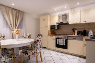 EPA Apartment - Swedish style Souterrain - Rust - 4