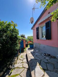 Patty's Cottage with private PARKING - 7