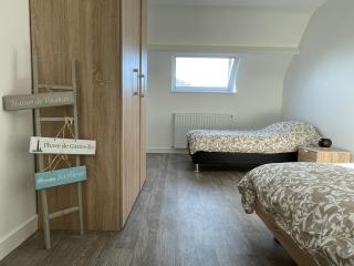 Maison - Réville avec son boulodrome ! - 2